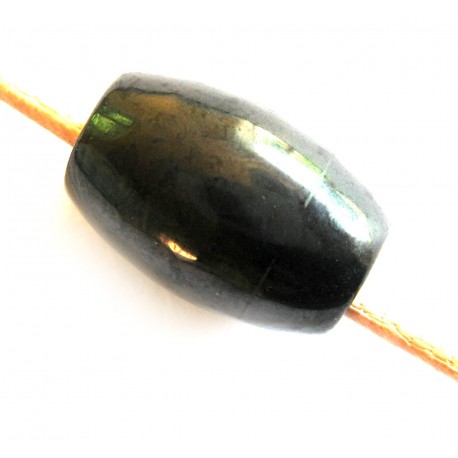 Tönnchen Schungit (Steinkohle) gebohrt 1,8 x 1,3 cm