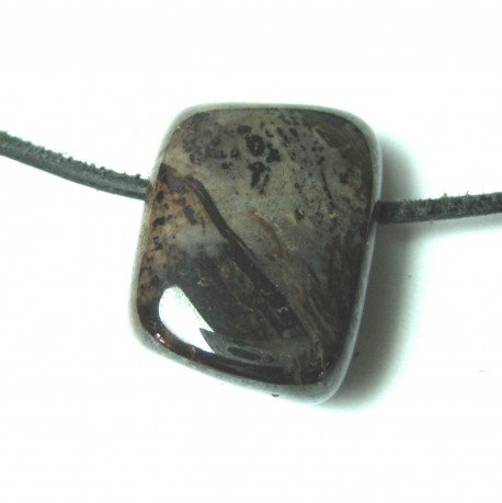 Trommelstein gebohrt Mangan-Erz