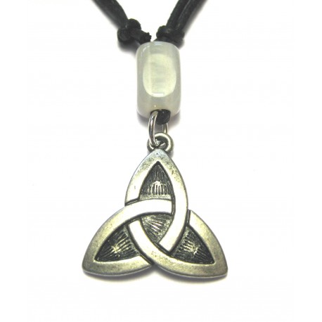 Zinn-Amulett Dreiecksknoten