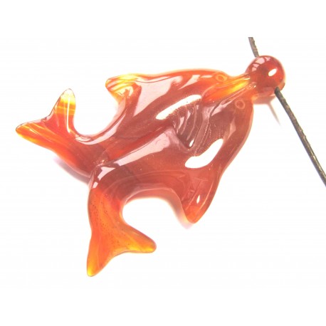 Delfin-Paar mit Ball gebohrt Carneol (erhitzt) 7 x 4,5 cm