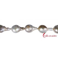 Strang Tropfen Süßwasser-Perle creme-weiß 19-37 x 13-19 mm