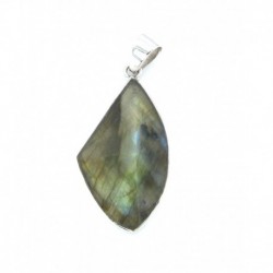 Anhänger Labradorit Freeform grün schimmernd facettiert, 29x47 mm, 925er Silber