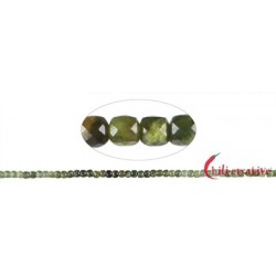 Strang Würfel Granat grün (Grossular) facettiert 4 mm