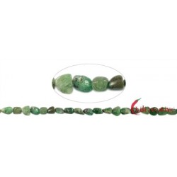 Strang Trommelsteine Granat grün (Tsavorit) 10 - 15 x 8 - 13 mm