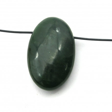 Linsenstein Nephrit gebohrt