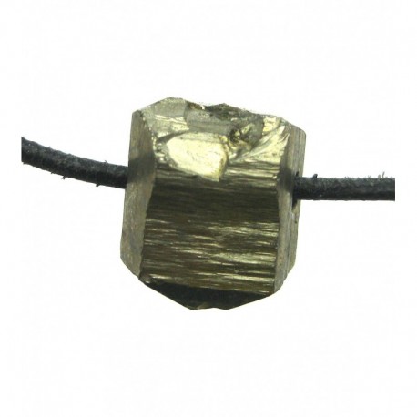 Rohstein gebohrt Pyrit Würfel 2 - 2,5 cm