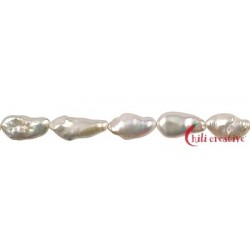 Strang Keshi Süßwasser-Perle weiß 10 x 8 mm