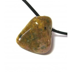 Trommelstein gebohrt Moosachat rosa